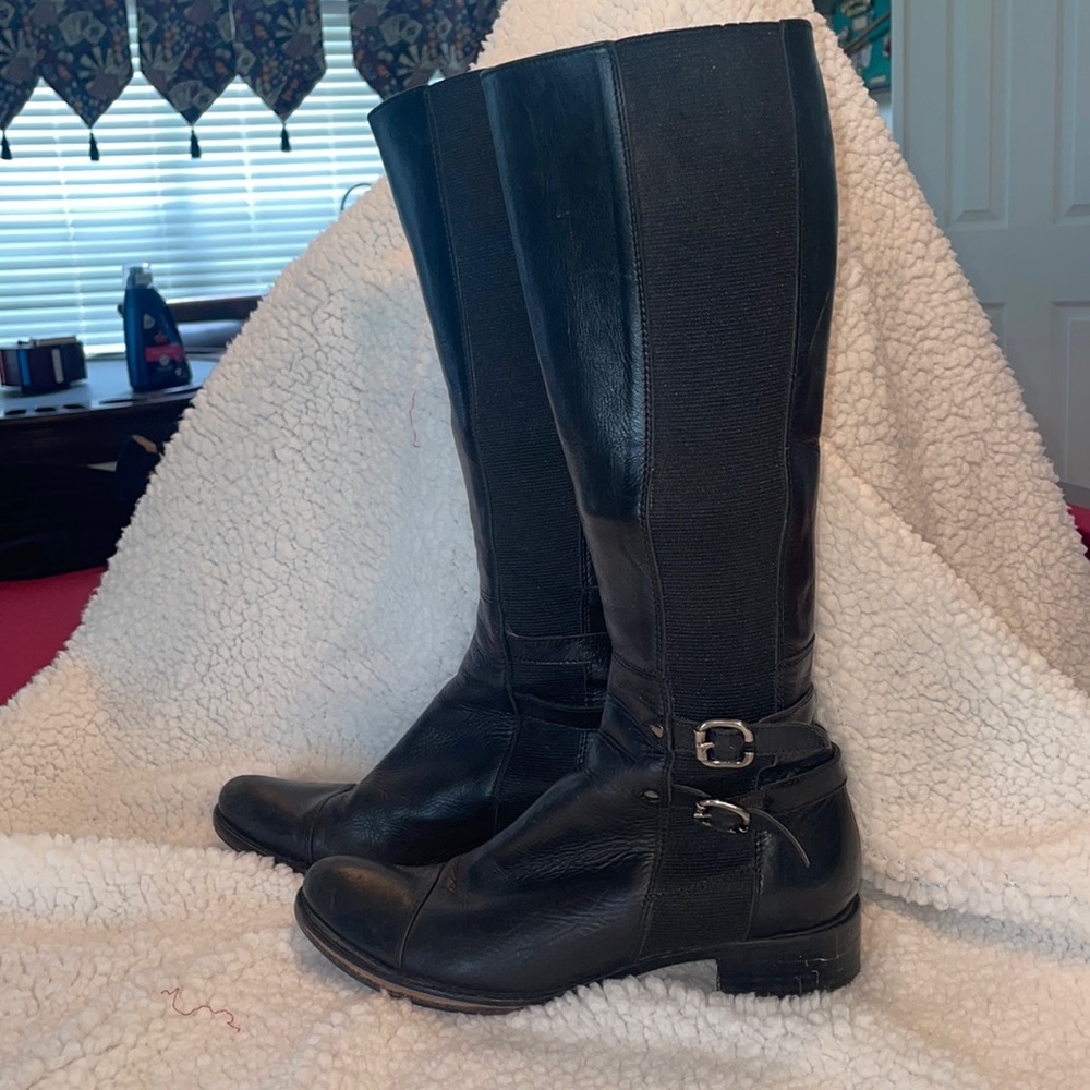 Vero Cuoio Italian Leather Fitted Boots